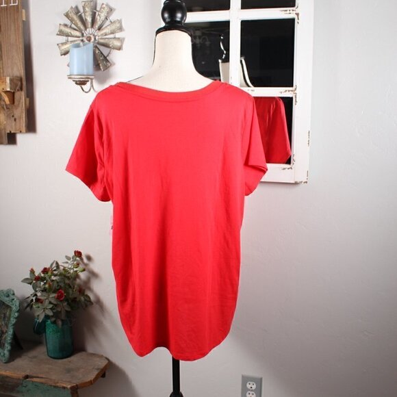 Christmas Shirt - Baby Its Warm Outside, P2P 22" -  NWT - Picture 2 of 5